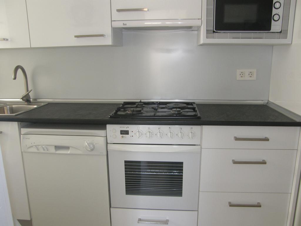 Atico Con Terraza En La Jota Apartment ซาราโกซา ภายนอก รูปภาพ