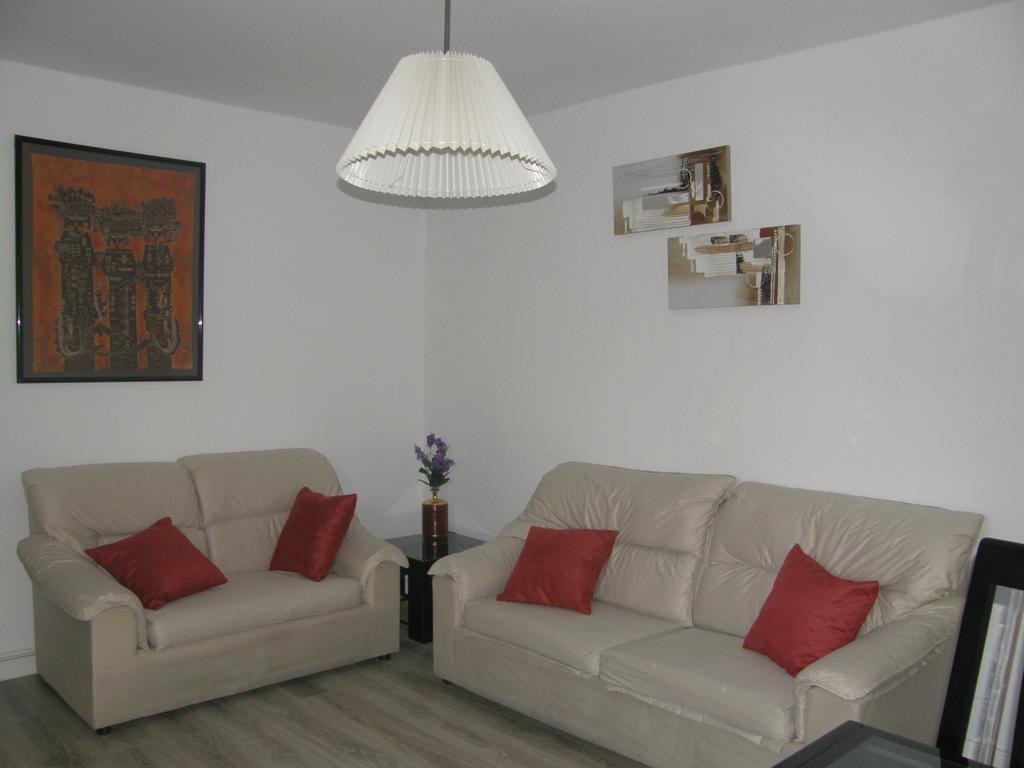 Atico Con Terraza En La Jota Apartment ซาราโกซา ภายนอก รูปภาพ